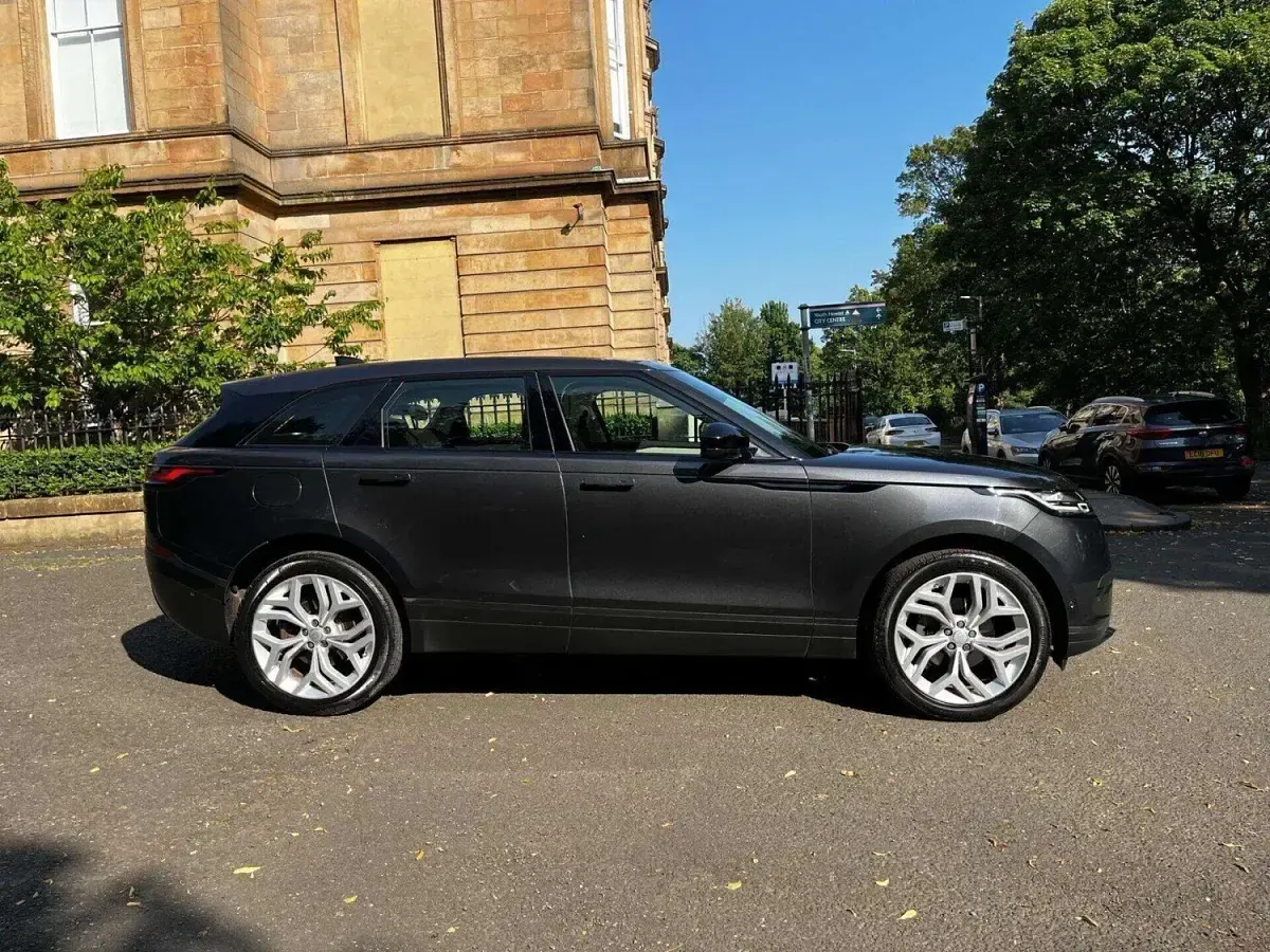 Used Land Rover Range Rover Velar HSE 250 HP (183 kW) 2017 Grey SUV