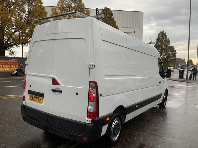Used Renault Master Business 2021 White Van