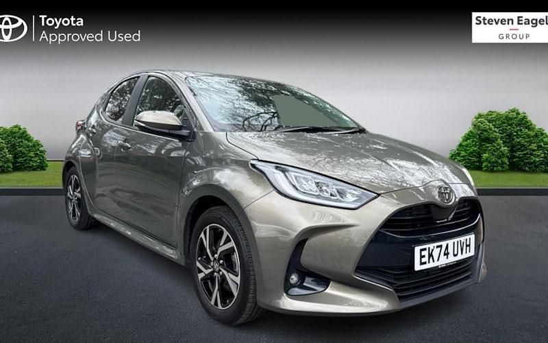 Used Toyota Yaris Hybrid Design 116 HP (85 kW) 2026 Hatchback