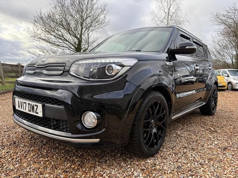 Black Used 2017 Kia Soul SUV | £9,895 (Expensive) - Image 1/3