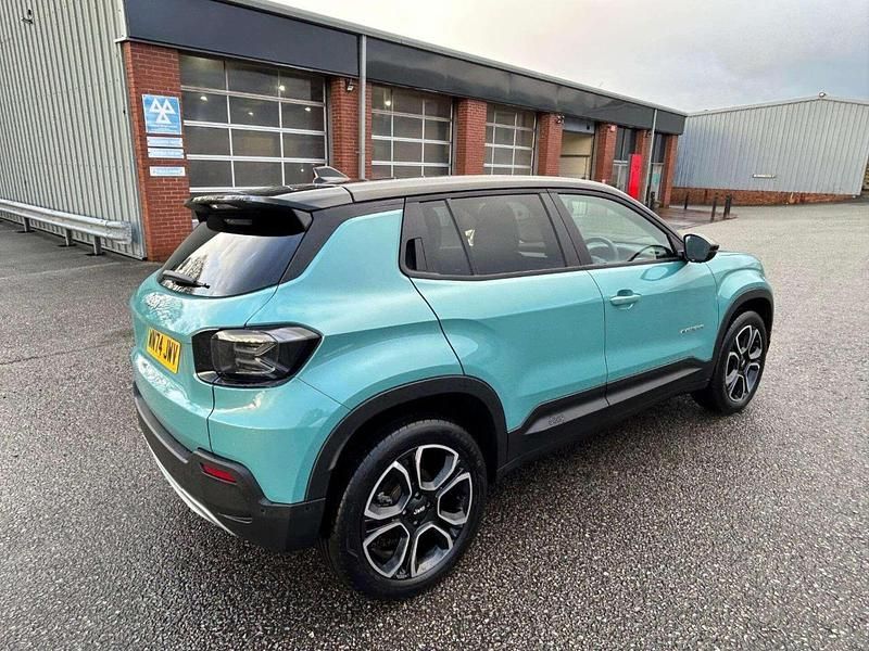 Used Jeep Avenger EV Summit 113 kW (154 HP) 2024 Blue SUV