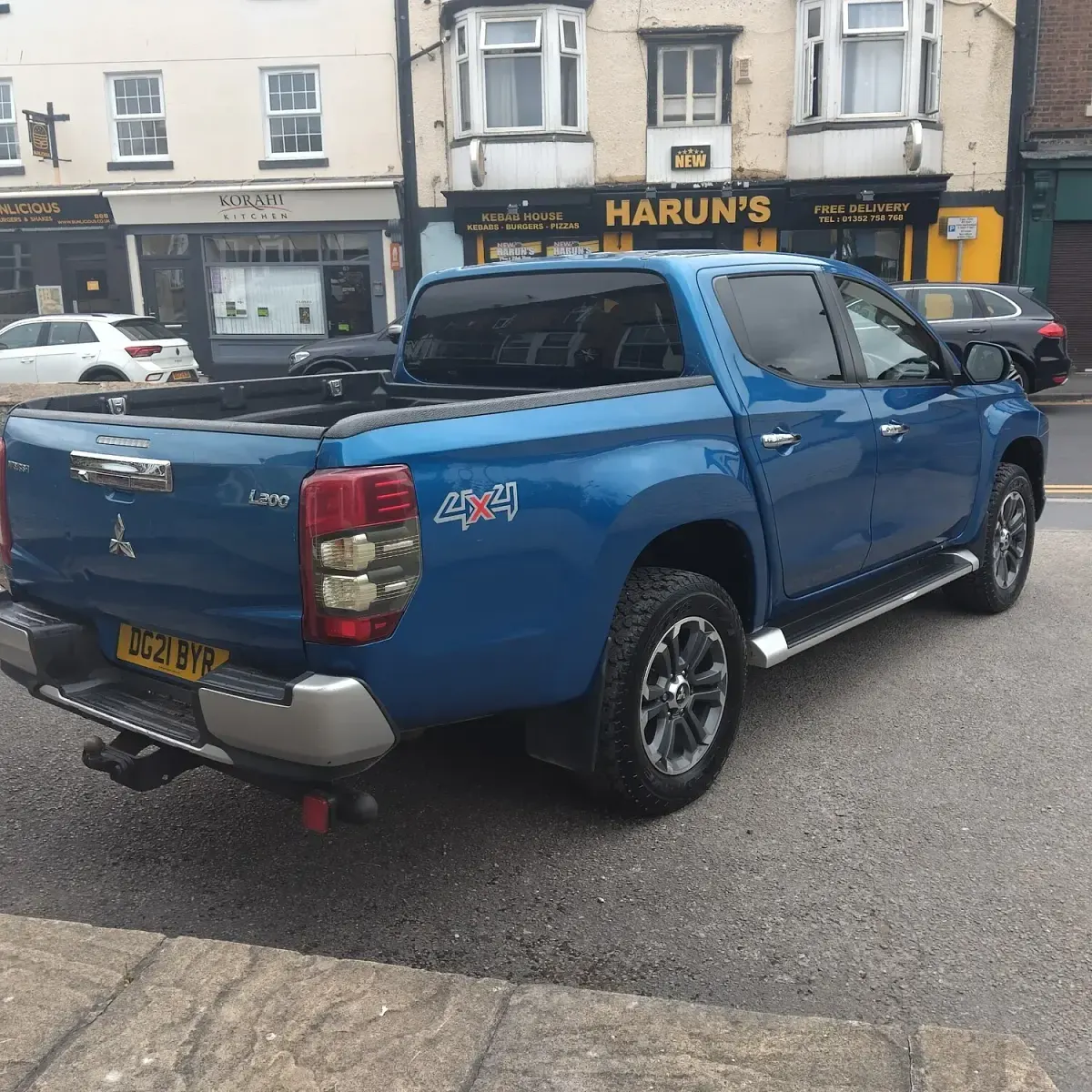 Used Mitsubishi L200 150 HP (110 kW) 2021 Blue Pickup