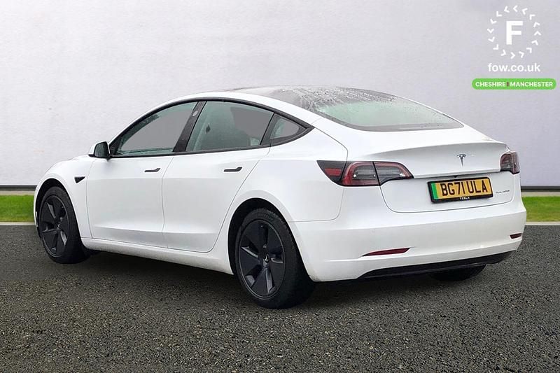 Used Tesla Model 3 Long Range AWD 77 kW (106 HP) 2021 White Sedan