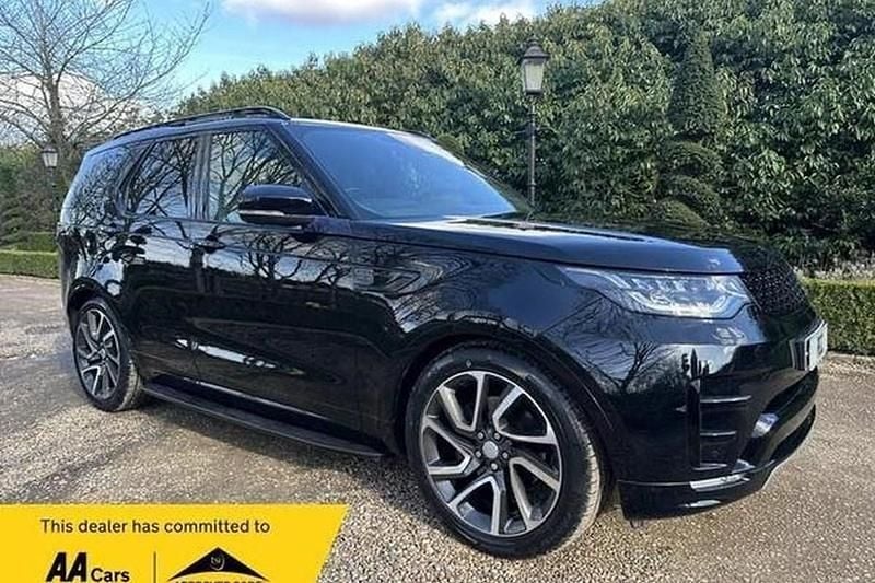 Black Used 2018 Land Rover Discovery 5 HSE SUV | £26,995 (Good price) - Image 1/1