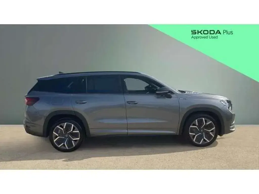 Used Skoda Kodiaq SportLine 200 HP (147 kW) 2025 Grey SUV