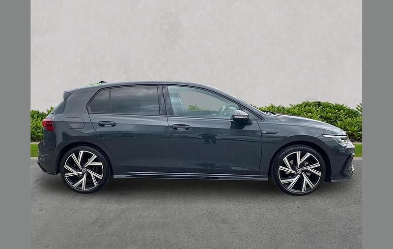 Usado VW Golf VIII R-line 147 HP (108 kW) 2023 Cinzento Citadino