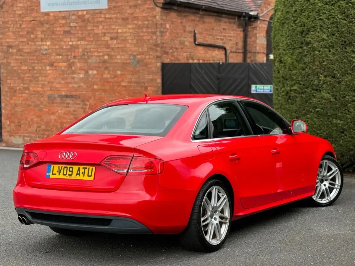 Usado Audi A4 S-Line 211 HP (155 kW) 2009 Vermelho Sedan