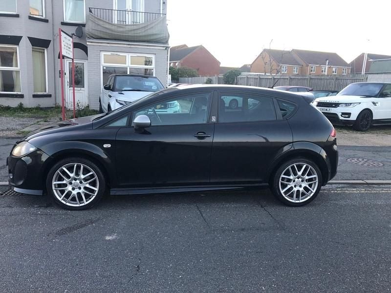 Black Used 2012 Seat Leon FR Hatchback | £4,495 (Fair price) - Image 1/4