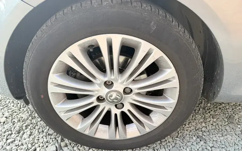 Used Vauxhall Corsa 101 HP (74 kW) 2013 Silver Hatchback