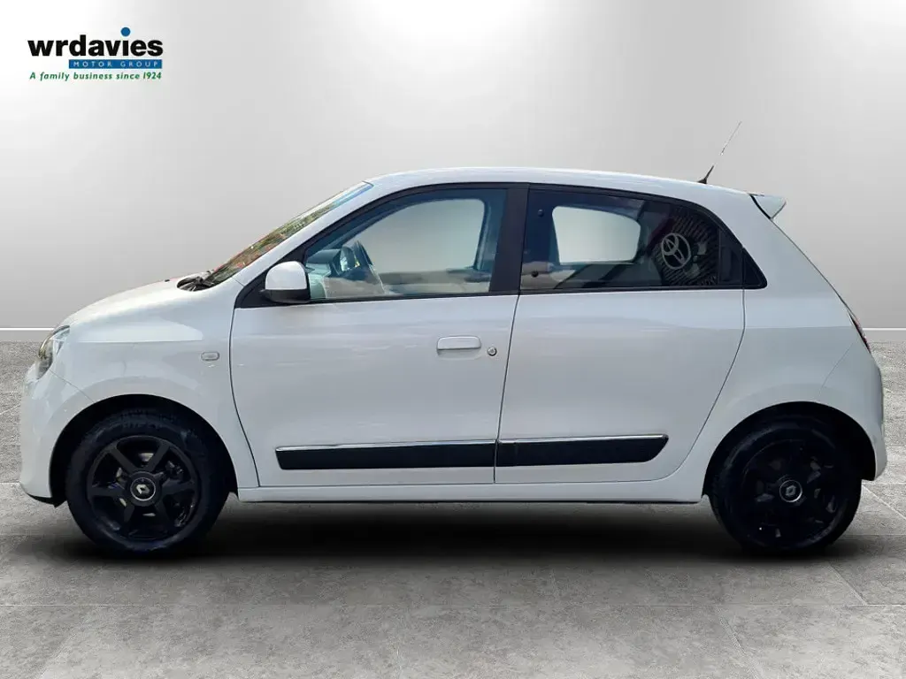 Used Renault Twingo Dynamique 110 HP (80 kW) 2016 White Hatchback
