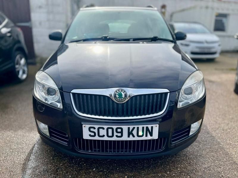 Used Skoda Fabia GreenLine 80 HP (58 kW) 2009 Black Estate