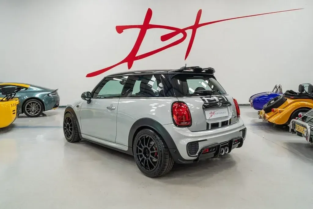 Used Mini John Cooper Works Challenge 228 HP (167 kW) 2017 Silver Hatchback
