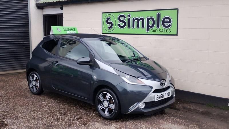 Used Toyota Aygo X-clusiv 68 HP (50 kW) 2017 Grey Hatchback