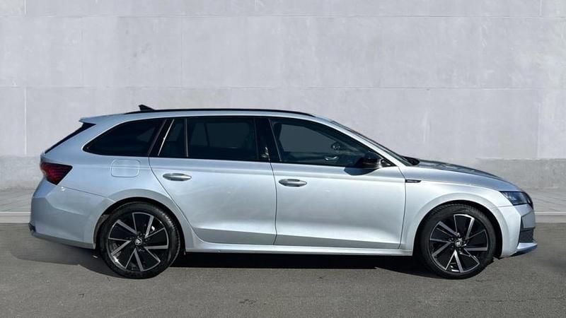 Used Skoda Octavia SportLine 150 HP (110 kW) 2025 Brilliant silver metallic