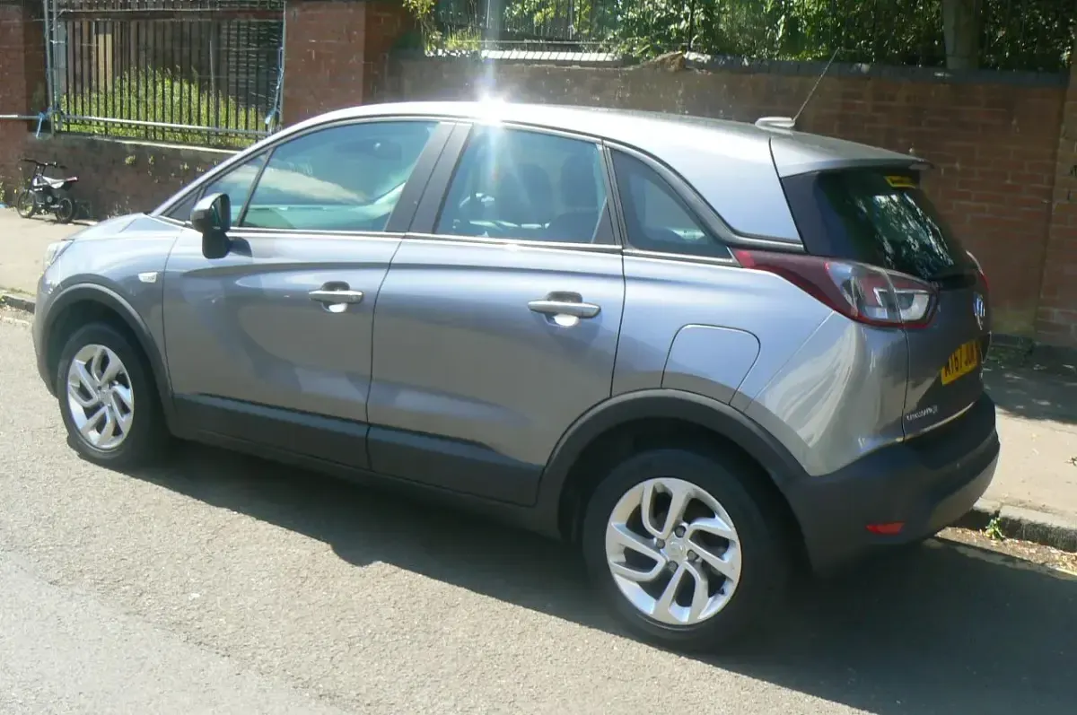 Used Vauxhall Crossland X S 110 HP (80 kW) 2017 Grey SUV