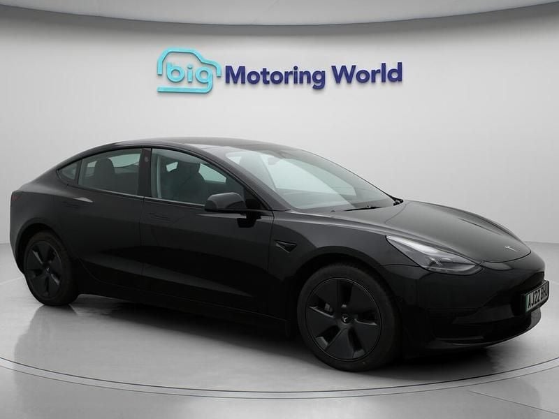 Black Used 2022 Tesla Model 3 RWD Sedan | £18,100 (Good price) - Image 1/4