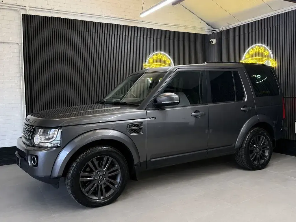 Used Land Rover Discovery 4 Graphite 256 HP (188 kW) 2016 Grey SUV
