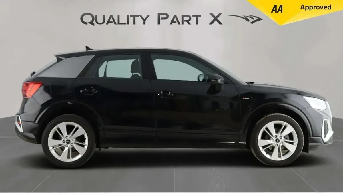 Used Audi Q2 S-Line 150 HP (110 kW) 2023 Black SUV