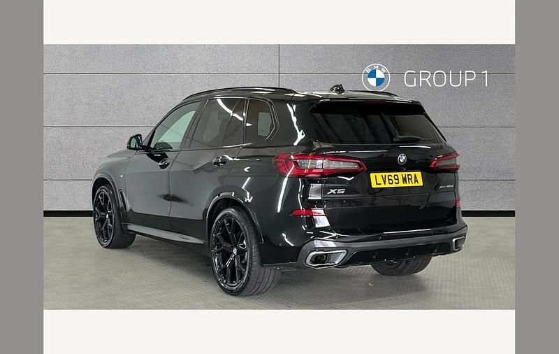Używany BMW X5 M Sport 265 KM (194 kW) 2019 Czarny SUV