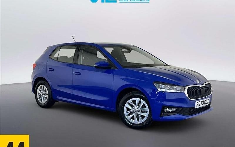 Used Skoda Fabia Comfort 110 HP (80 kW) 2023 Blue Hatchback