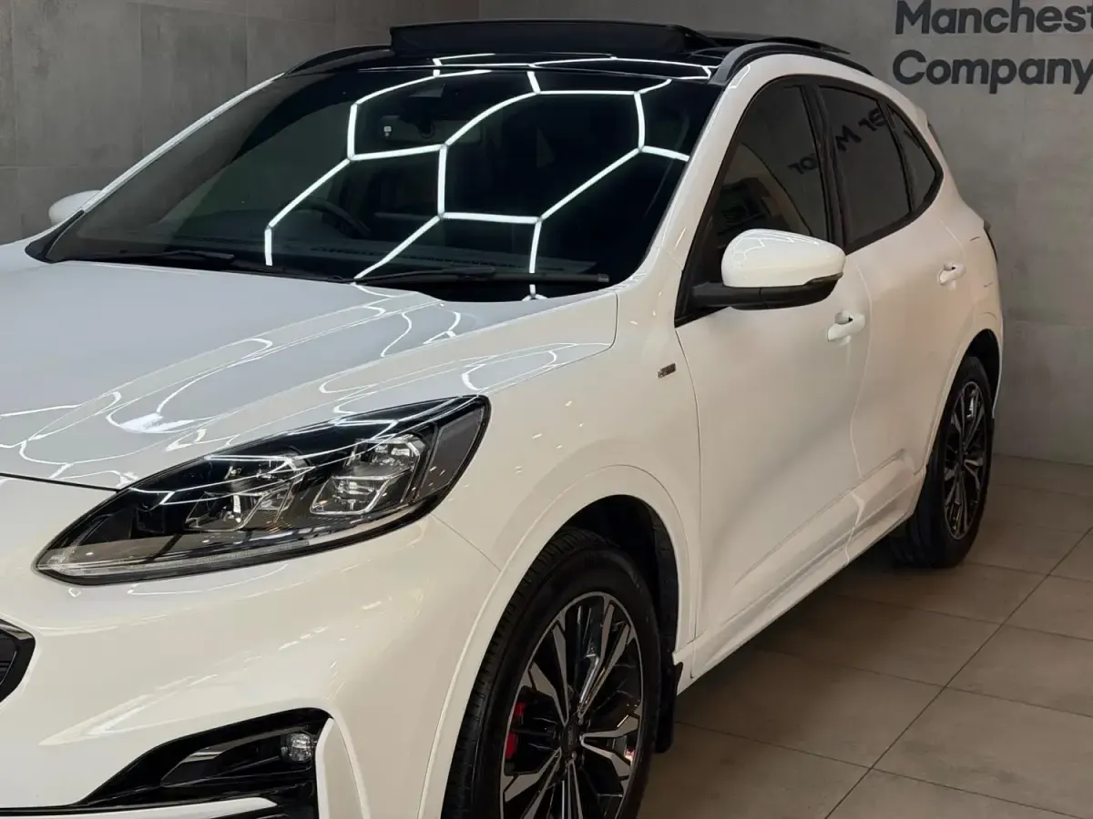 Używany Ford Kuga ST-Line X 190 KM (139 kW) 2022 Biały SUV