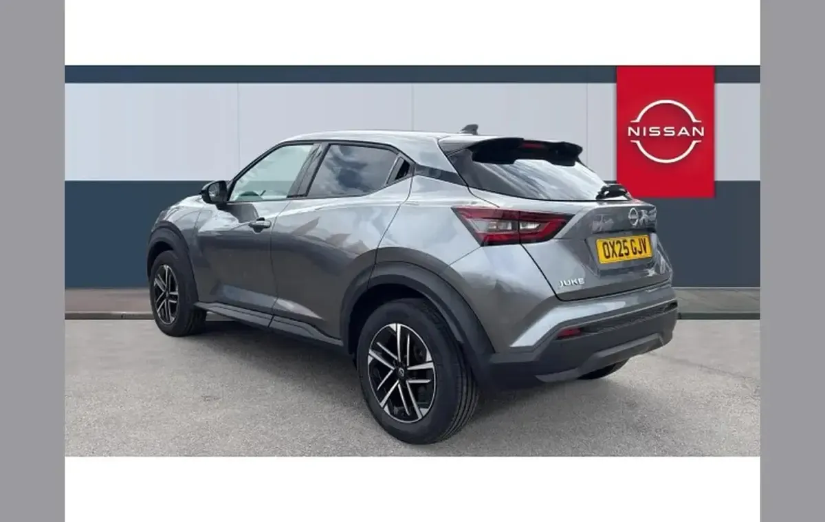 Used Nissan Juke N-Connecta 114 HP (83 kW) 2025 Grey SUV