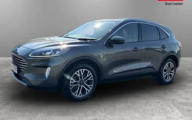 Używany Ford Kuga Titanium 150 KM (110 kW) 2023 SUV