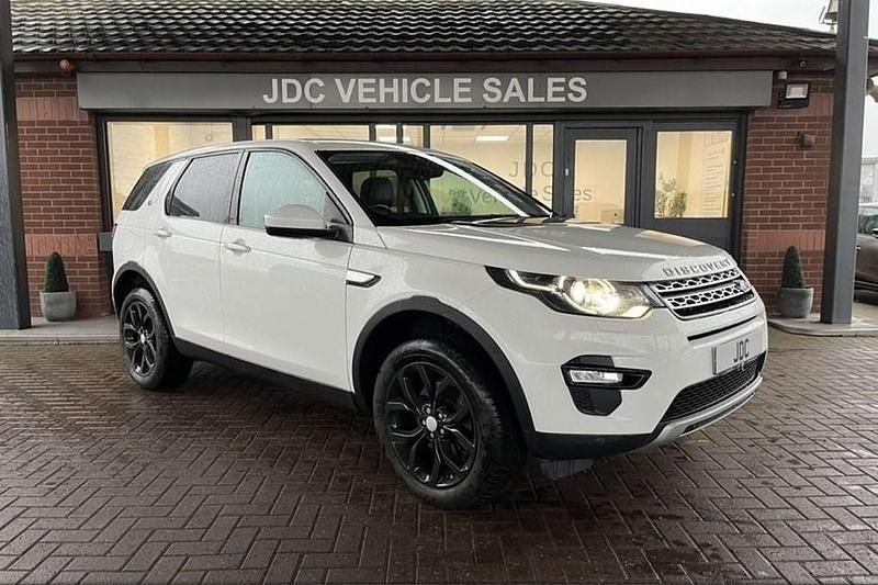 Used Land Rover Discovery Sport HSE 180 HP (132 kW) 2016 White SUV