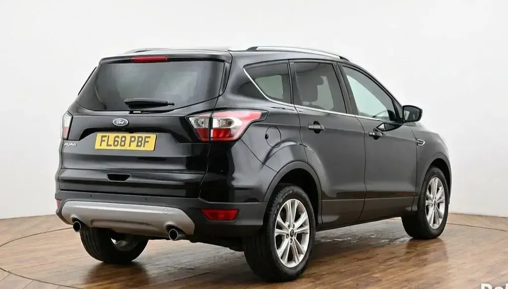 Used Ford Kuga Titanium 120 HP (88 kW) 2018 Black SUV