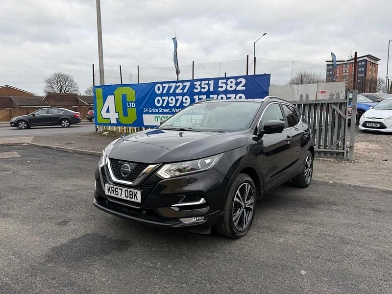Used Nissan Qashqai N-Connecta 2017 Black SUV