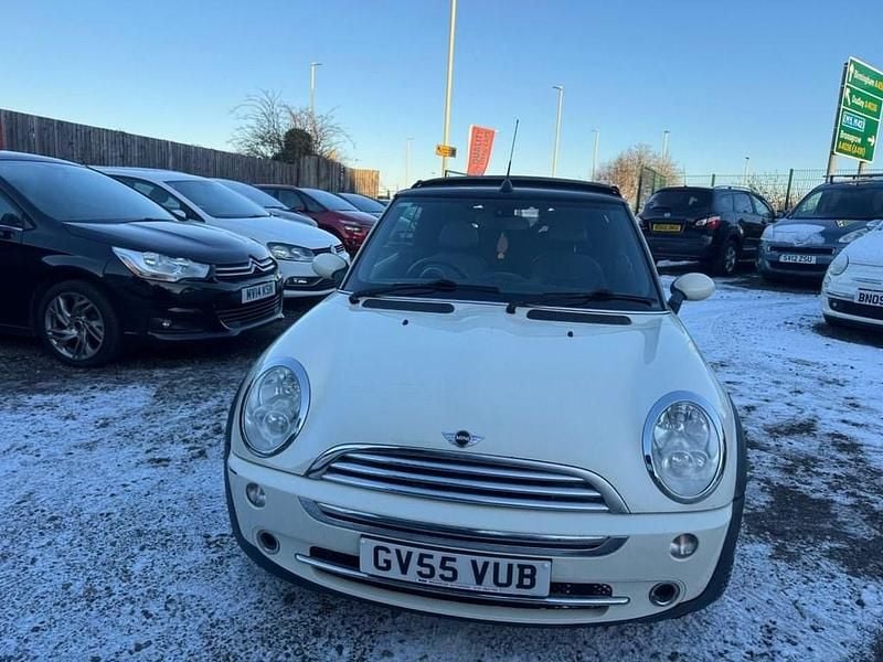 Used Mini Cooper Cabriolet 115 HP (84 kW) 2005 White Cabriolet