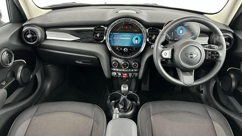 Used Mini Cooper Classic 134 HP (98 kW) 2021 Grey Hatchback