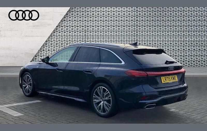 Used Audi A5 S-Line 200 HP (147 kW) 2025 Blue Estate