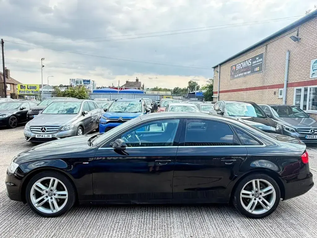 Used Audi A4 S-Line 150 HP (110 kW) 2013 Black Sedan