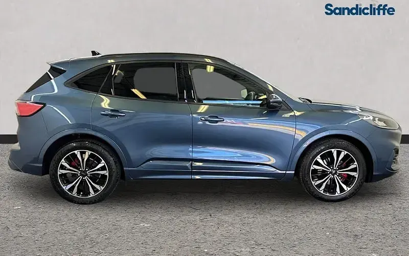 Used Ford Kuga ST-Line X 150 HP (110 kW) 2023 Blue SUV