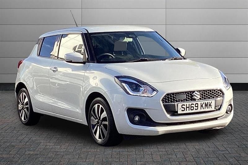 Pure white pearl Used 2019 Suzuki Swift SZ5 Hatchback | £11,950 (Fair price) - Image 1/3