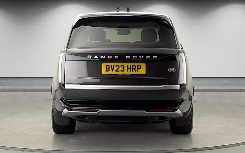 Used Land Rover Range Rover First Edition 510 HP (375 kW) 2023 Charente grey SUV