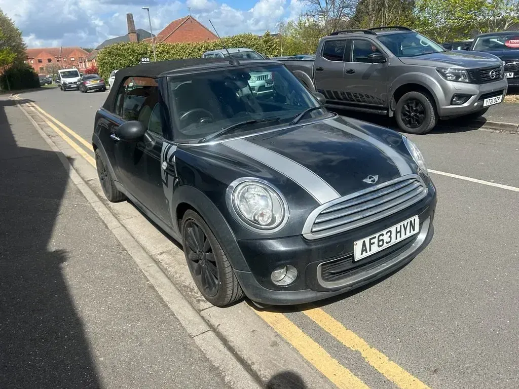 Used Mini ONE 98 HP (72 kW) 2013 Black Hatchback