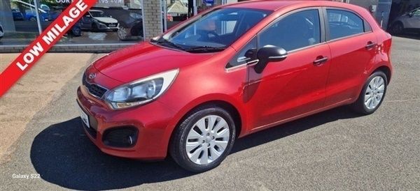Red Used 2012 Kia Rio 2 Hatchback | £4,650 (Fair price) - Image 1/1