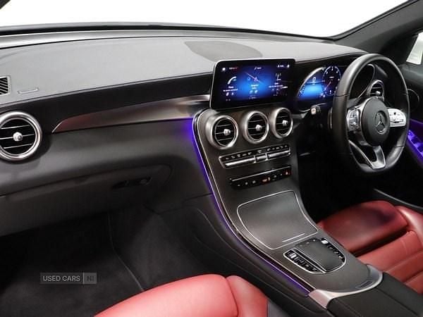 Used Mercedes GLC220 AMG Line Premium 2022 White Estate