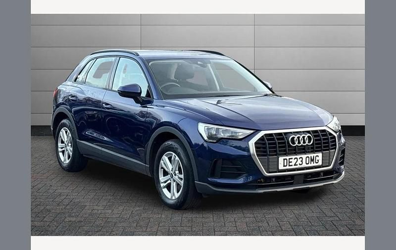 Navarra blue Used 2023 Audi Q3 Design SUV | £25,795 (Fair price) - Image 1/4