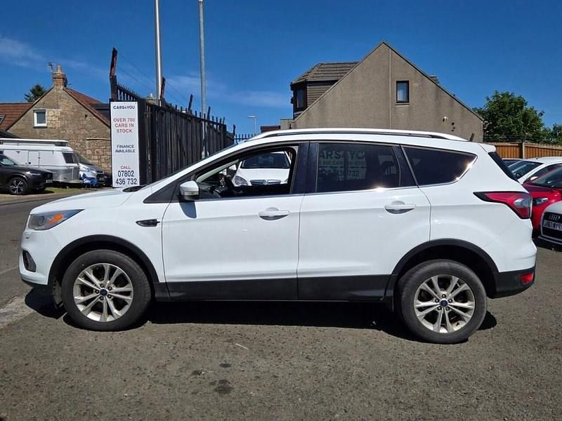 Used Ford Kuga Titanium 150 HP (110 kW) 2016 White SUV