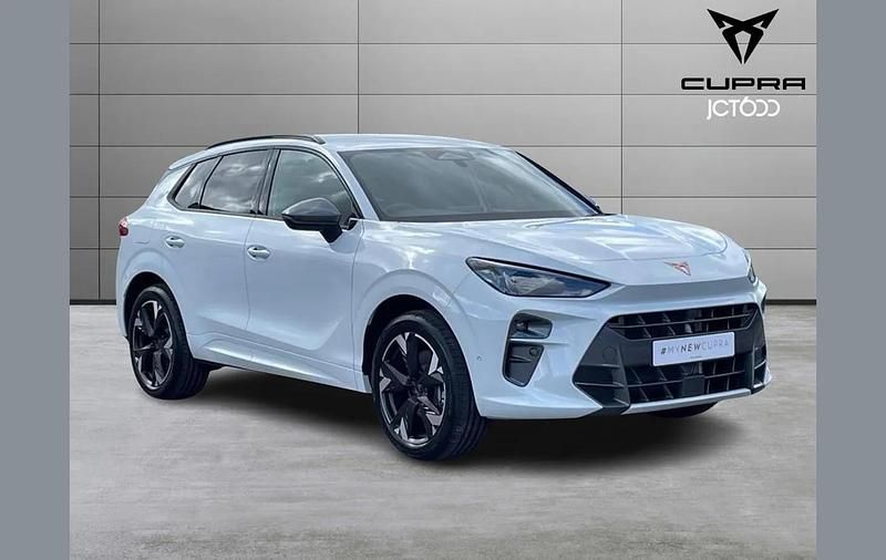 White New 2025 Cupra Terramar SUV | £35,990 (Fair price) - Image 1/4