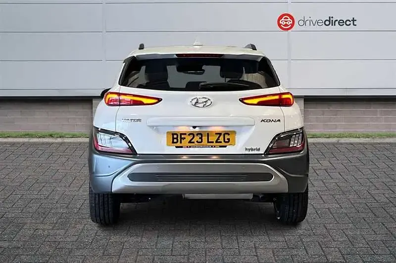 Used Hyundai Kona Premium 141 HP (103 kW) 2023 White SUV