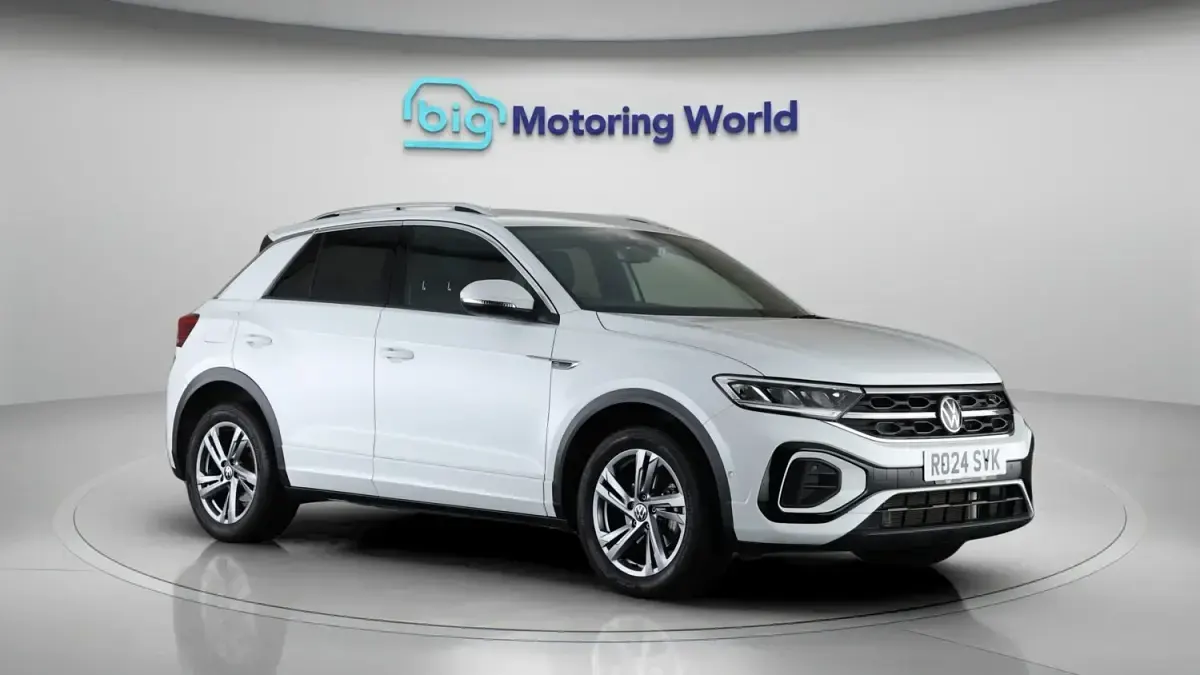 Usado VW T-Roc R-line 150 HP (110 kW) 2024 SUV