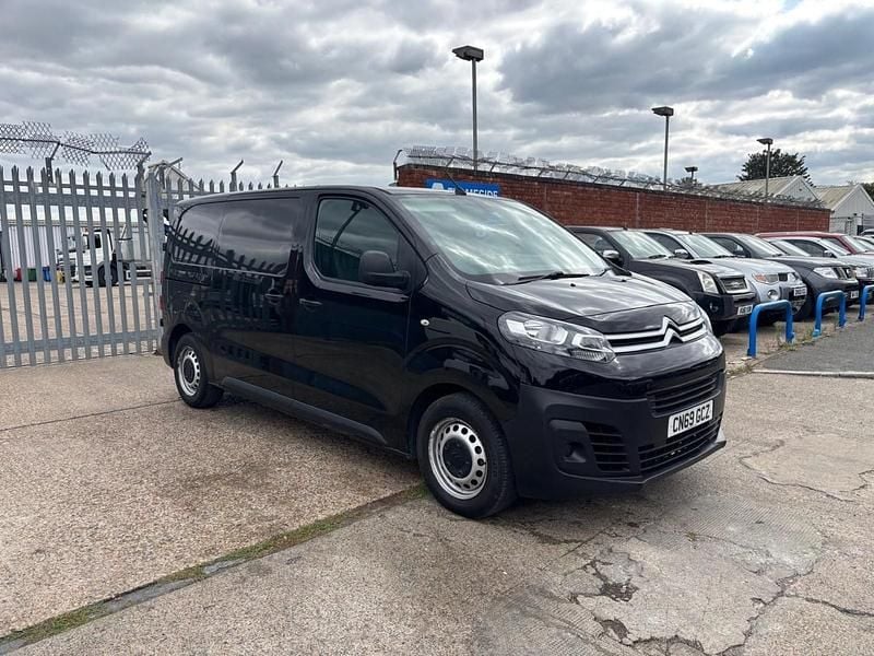 Black Used 2019 Citroën Dispatch MPV | £6,795 (Fair price) - Image 1/4