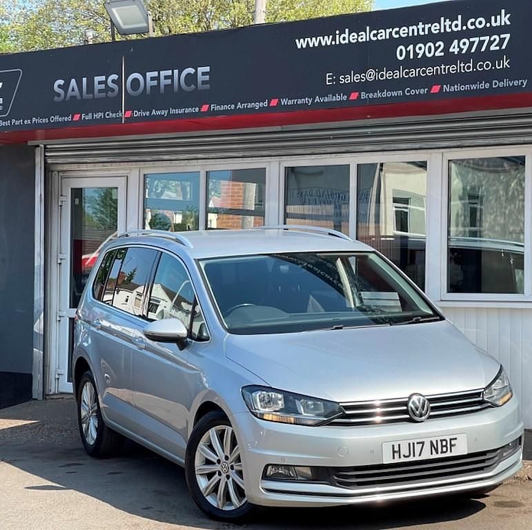 Silver Used 2017 VW Touran SEL MPV | £8,995 (Good price) - Image 1/3