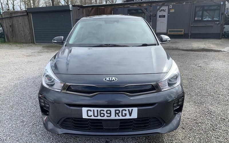 Used VW Touran SE 105 HP (77 kW) 2014 Black MPV