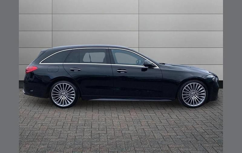 Used Mercedes C220 AMG Line Premium 196 HP (144 kW) 2022 Black Estate