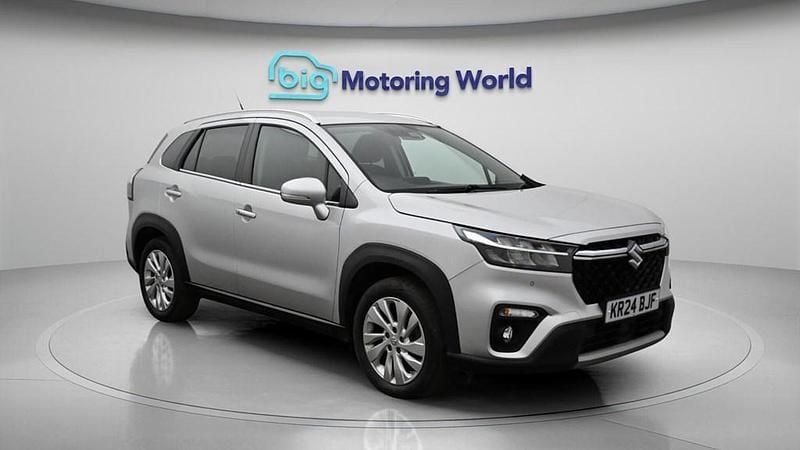 Used Suzuki SX4 S-Cross 129 HP (94 kW) 2024 Silver SUV